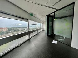 Gateway West (D7), Office #588084821